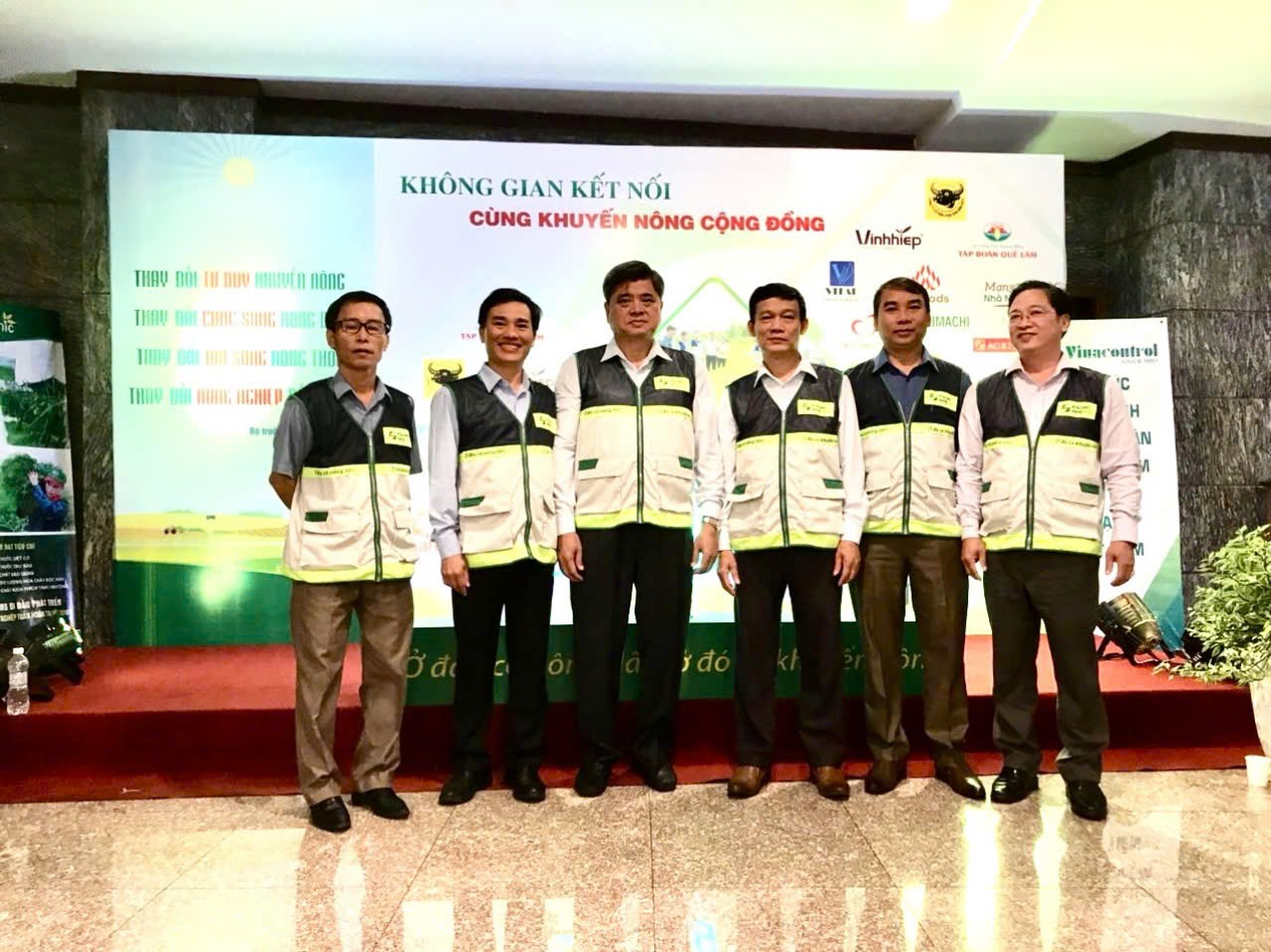 GIẢI PHÁP TƯ VẤN, HỔ TRỢ TỔ KHUYẾN NÔNG CỘNG ĐỒNG CẤP XÃ TRÊN ĐỊA BÀN HUYỆN HẢI LĂNG ĐI VÀO HOẠT ĐỘNG HIỆU QUẢ